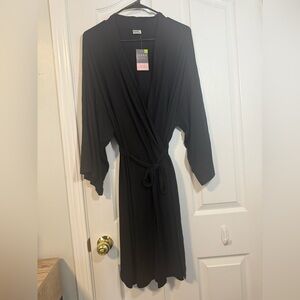Serra Elegant Black Women's Robe M/L